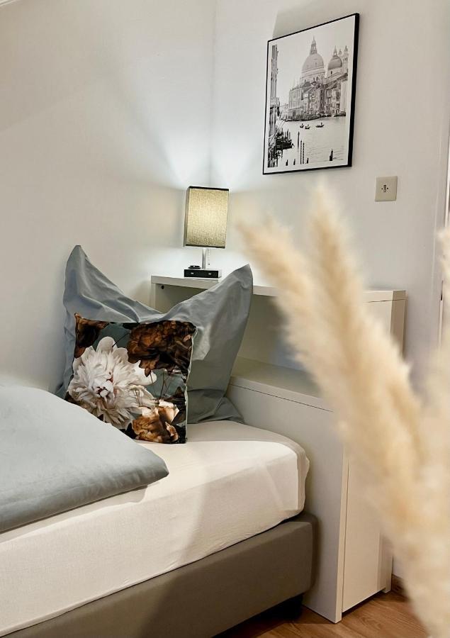 Casa Inn Parkview - Relax & Chill - Perfect For Business Travel, Weekend Trip, Family&Friends, Dogs Lover, Romance, Layover Or Longstay Limburg an der Lahn Dış mekan fotoğraf