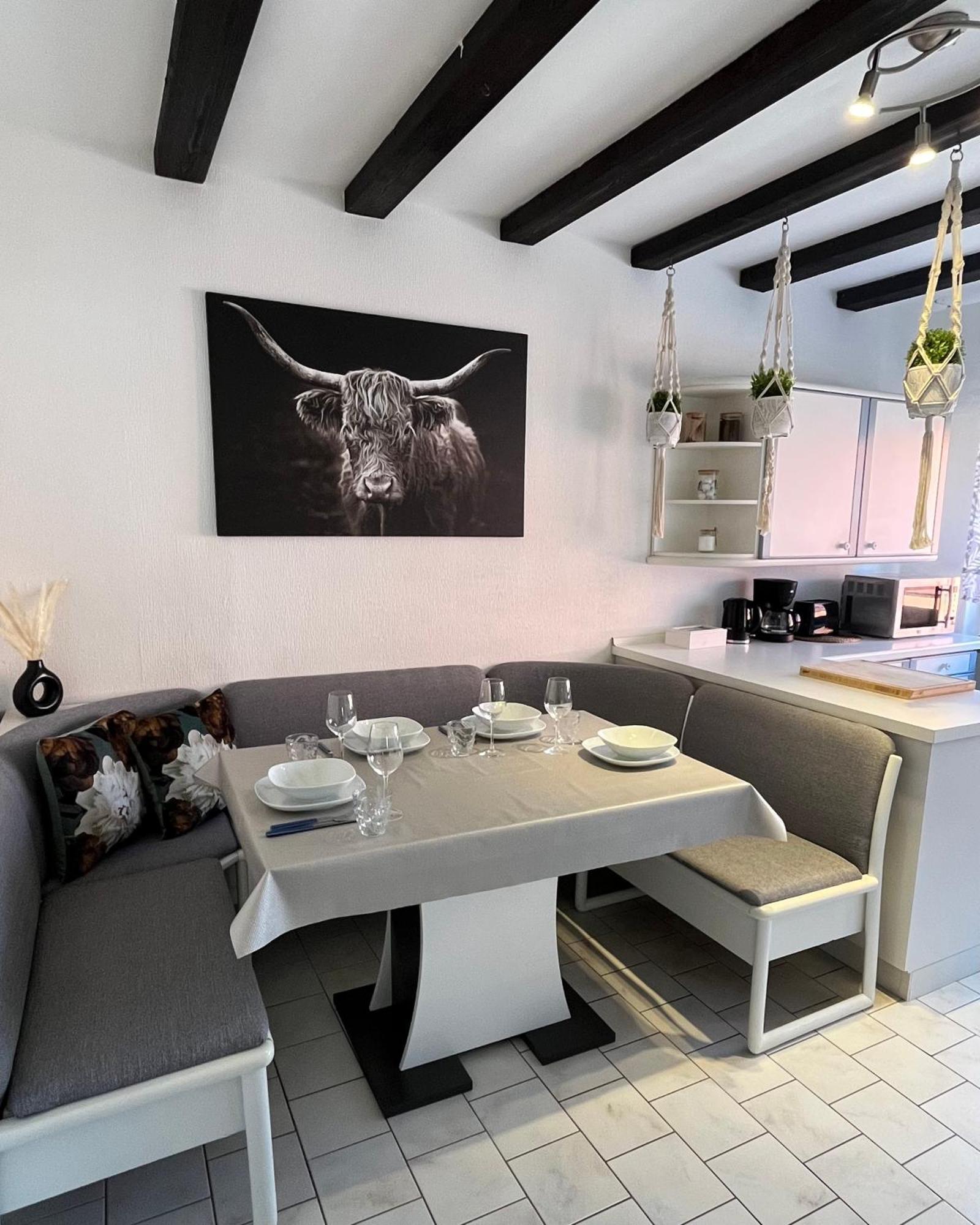 Casa Inn Parkview - Relax & Chill - Perfect For Business Travel, Weekend Trip, Family&Friends, Dogs Lover, Romance, Layover Or Longstay Limburg an der Lahn Dış mekan fotoğraf